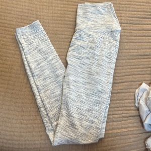 Crop shop boutique gym set